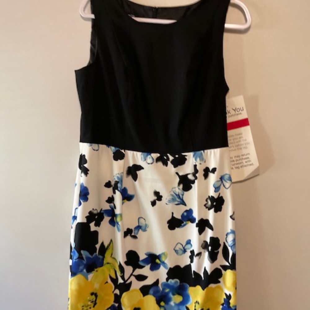 Women's sleeveless dress